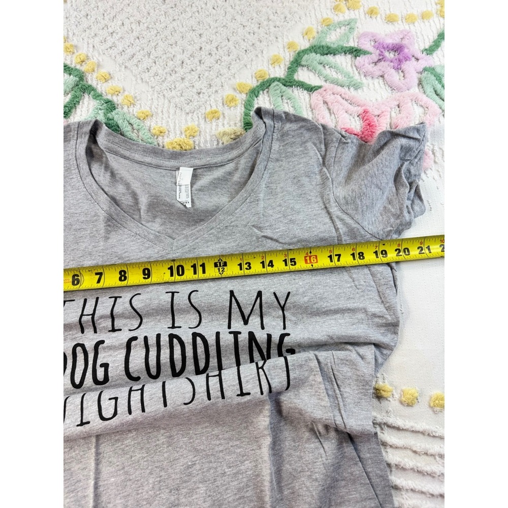 Live and Tell Dog Cuddling Nightshirt Grey V-Neck Sleep Dress Womensf S Medium - Picture 4 of 8